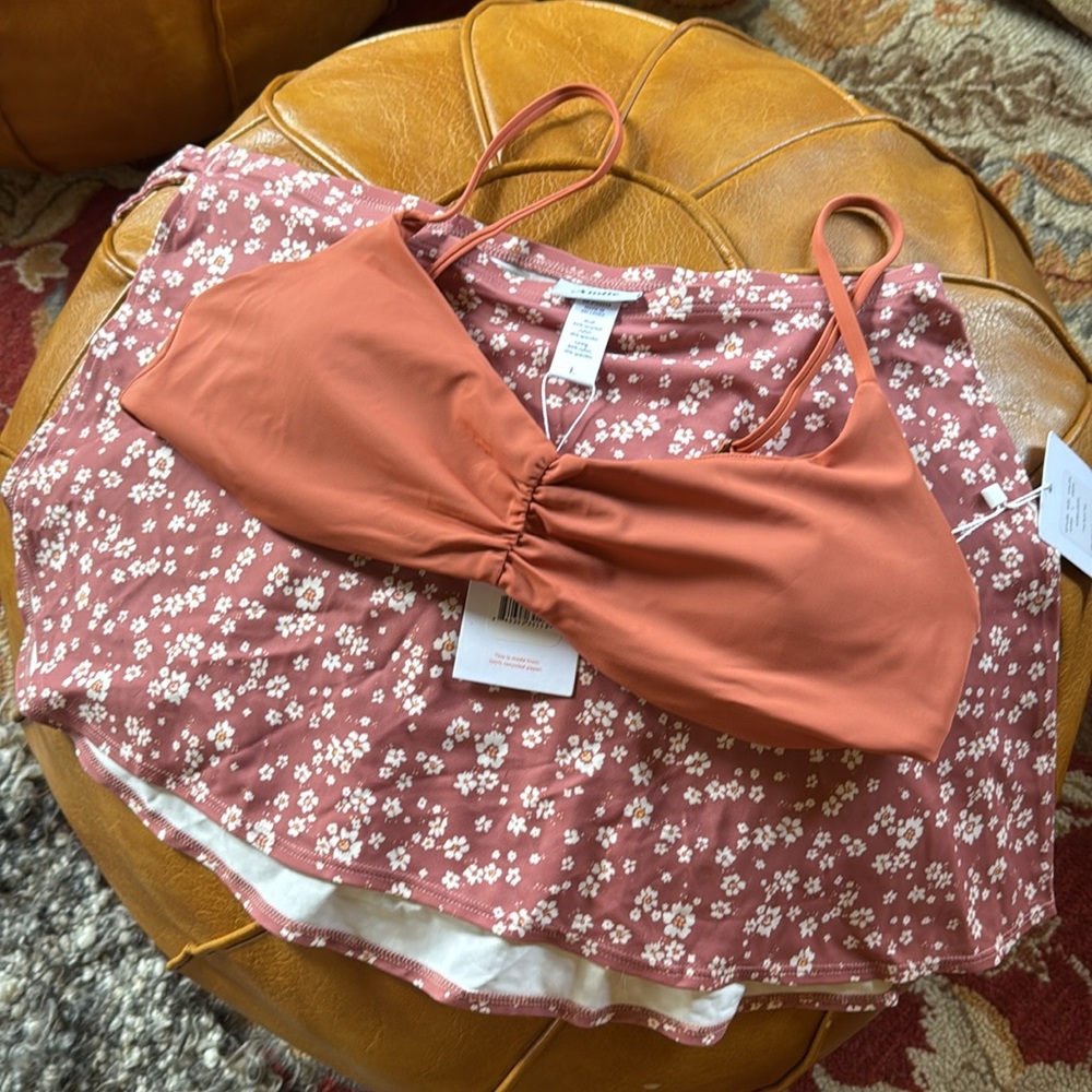 Andie Swim set Symi Cedar top & Sarong ditsy floral rose skirt bottom Large NEW